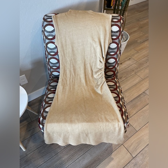 OGL Move Mock Neck Tucks Midi Dress - Picture 4 of 9